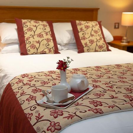 Peacockes Hotel Maam Cross Екстериор снимка
