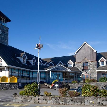 Peacockes Hotel Maam Cross Екстериор снимка