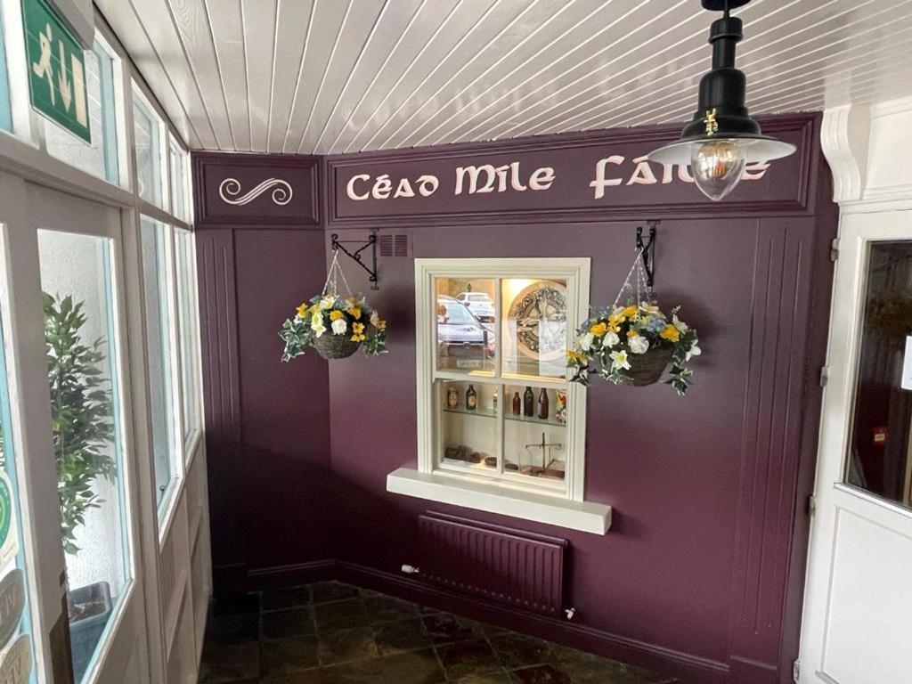 Peacockes Hotel Maam Cross Екстериор снимка