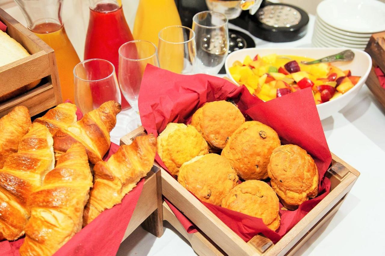 Peacockes Hotel Maam Cross Екстериор снимка