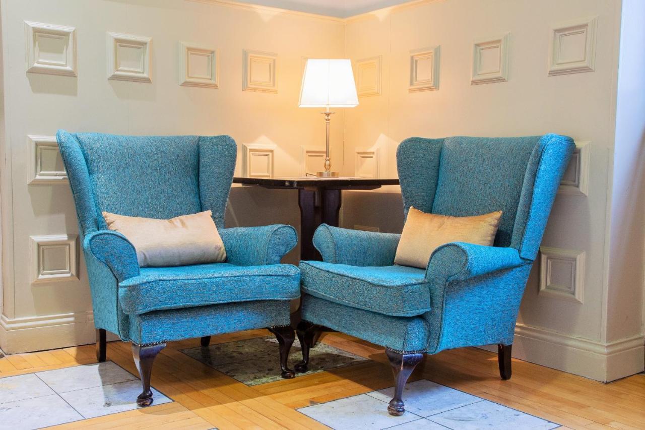 Peacockes Hotel Maam Cross Екстериор снимка